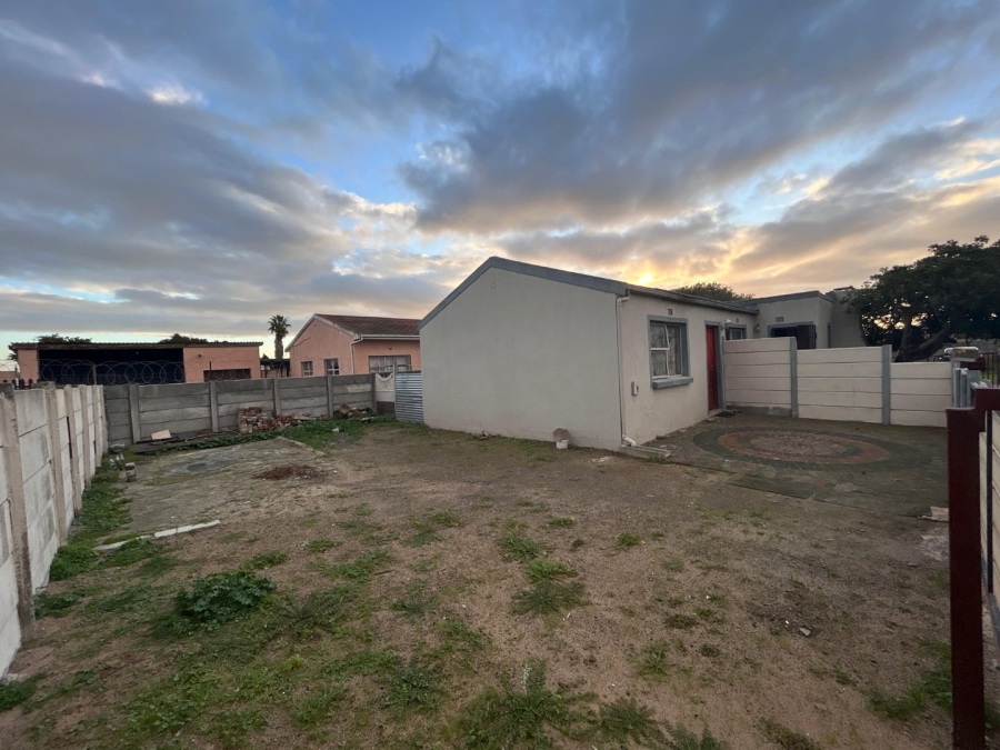 To Let 2 Bedroom Property for Rent in Heather Park Western Cape